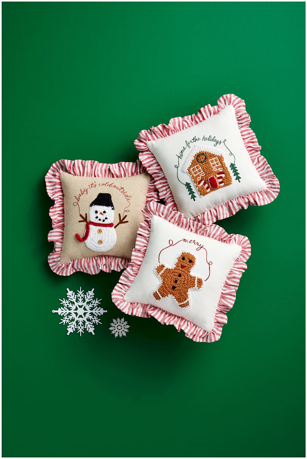 Mini Crochet Christmas Pillows