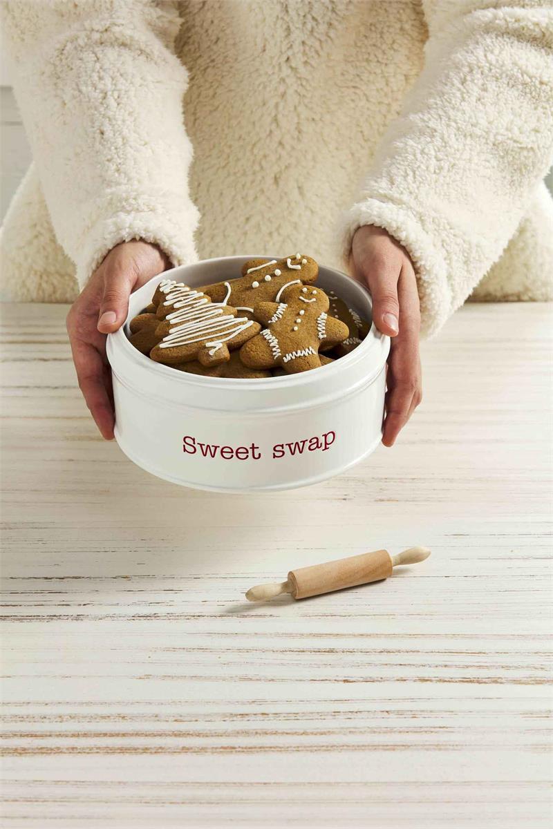 Cookie Exchange Dish Set