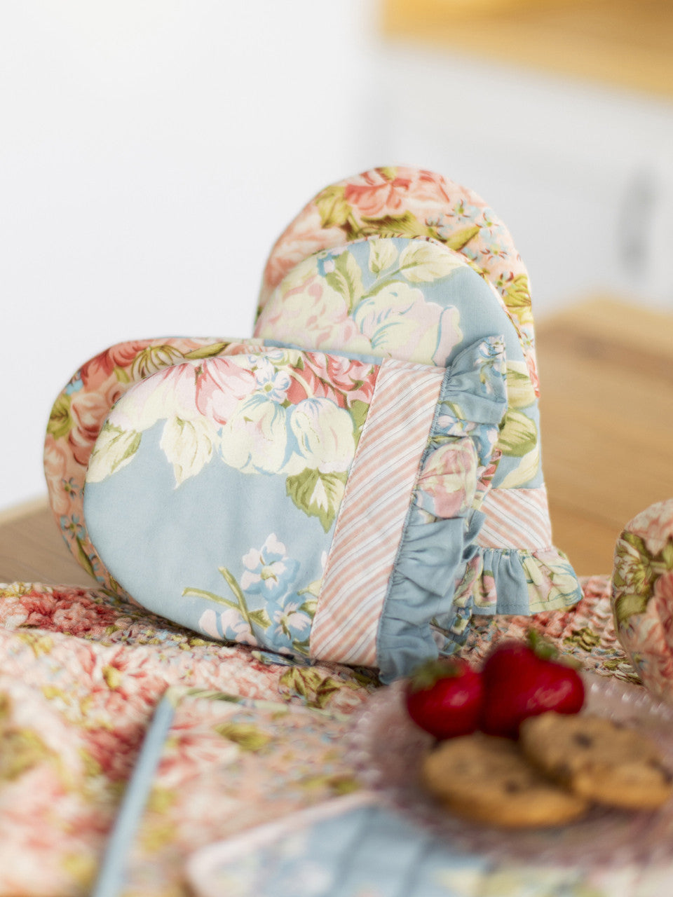 Blanche Patchwork Mini Mitt Set