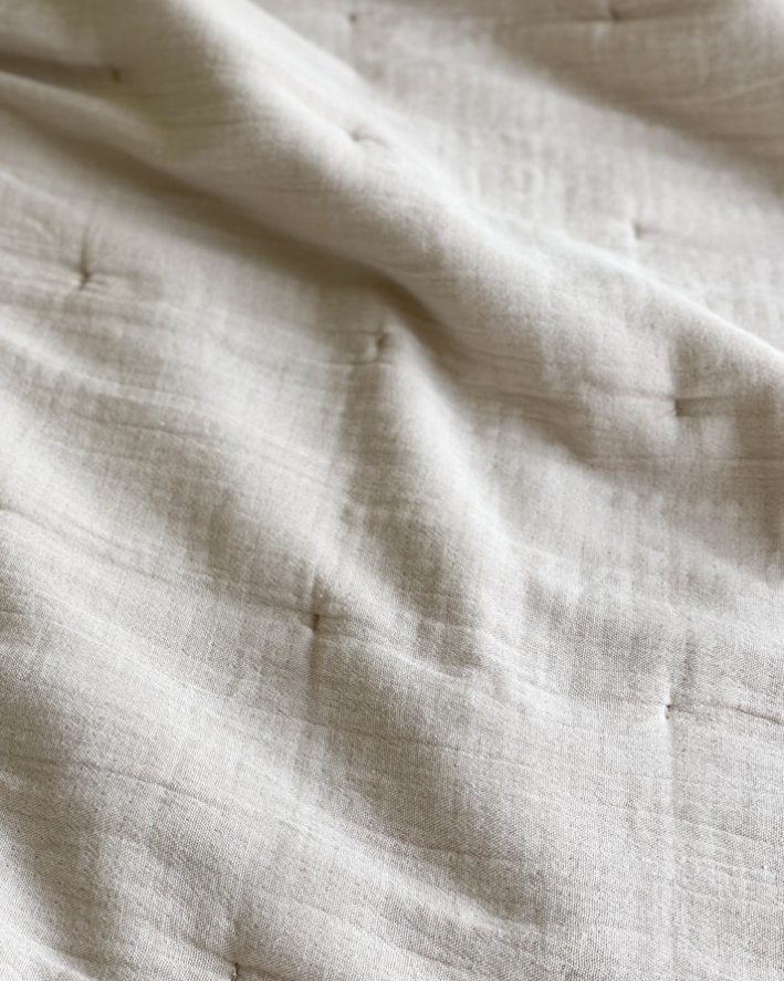 Beige Cotton Gauze Quilt & Pillow Set