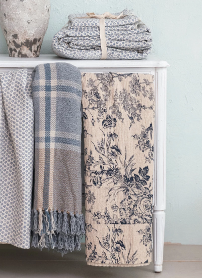 Cotton Chambray Printed Throw w/ Toile Pattern
