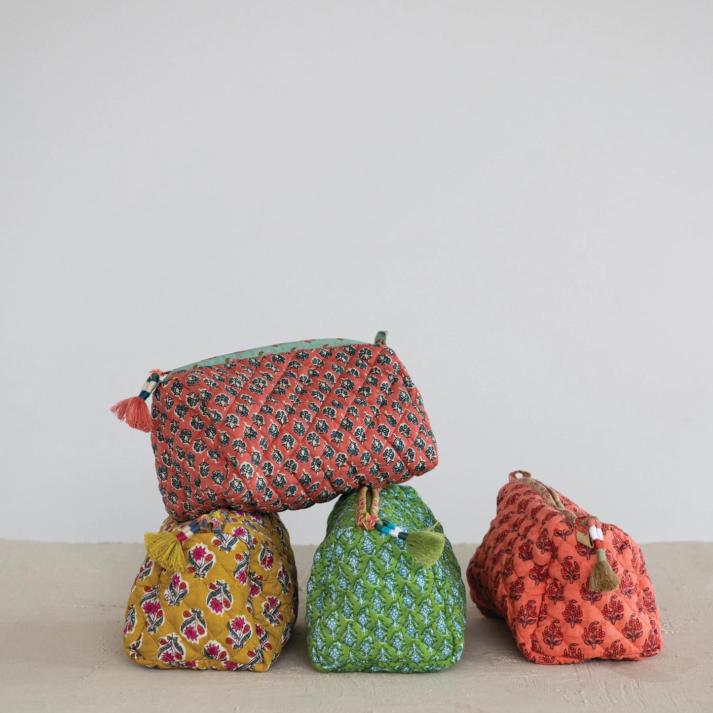 Quilted Pouch with Pockets