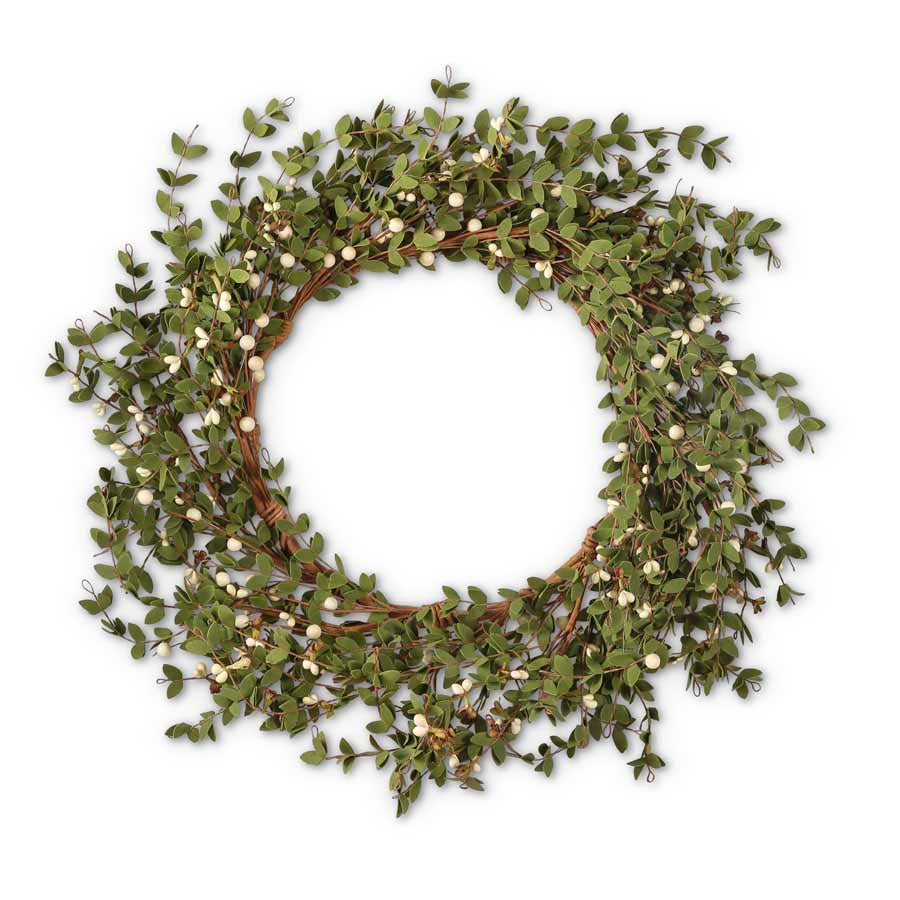 Leafy Wreath w/Cream Berries