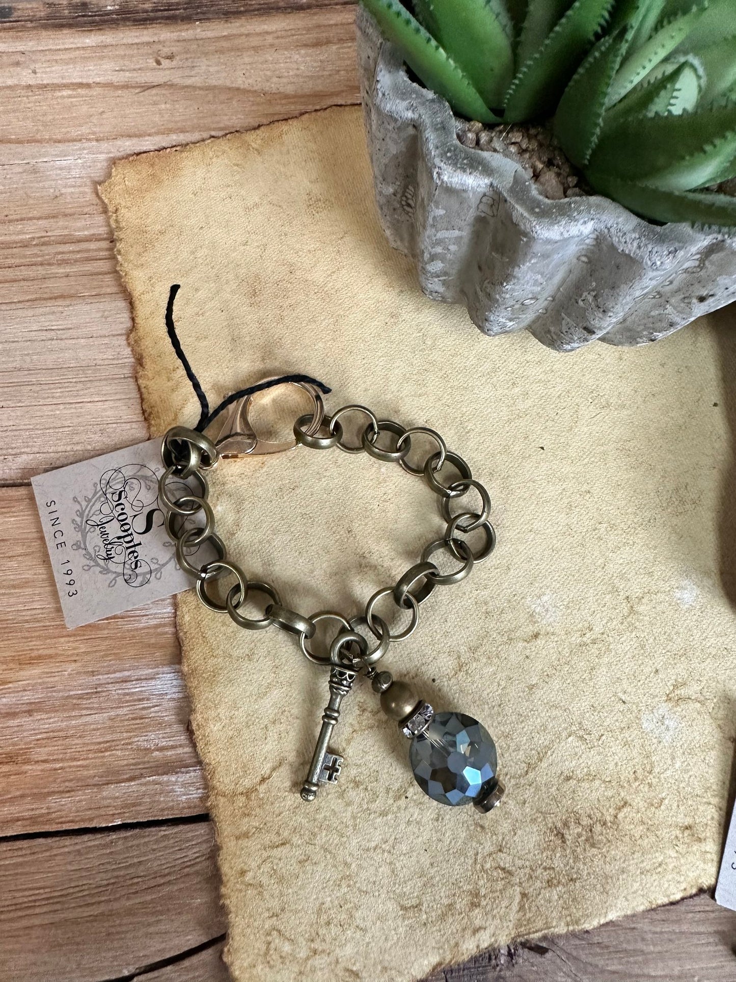 Moody Blues Chain Bracelet