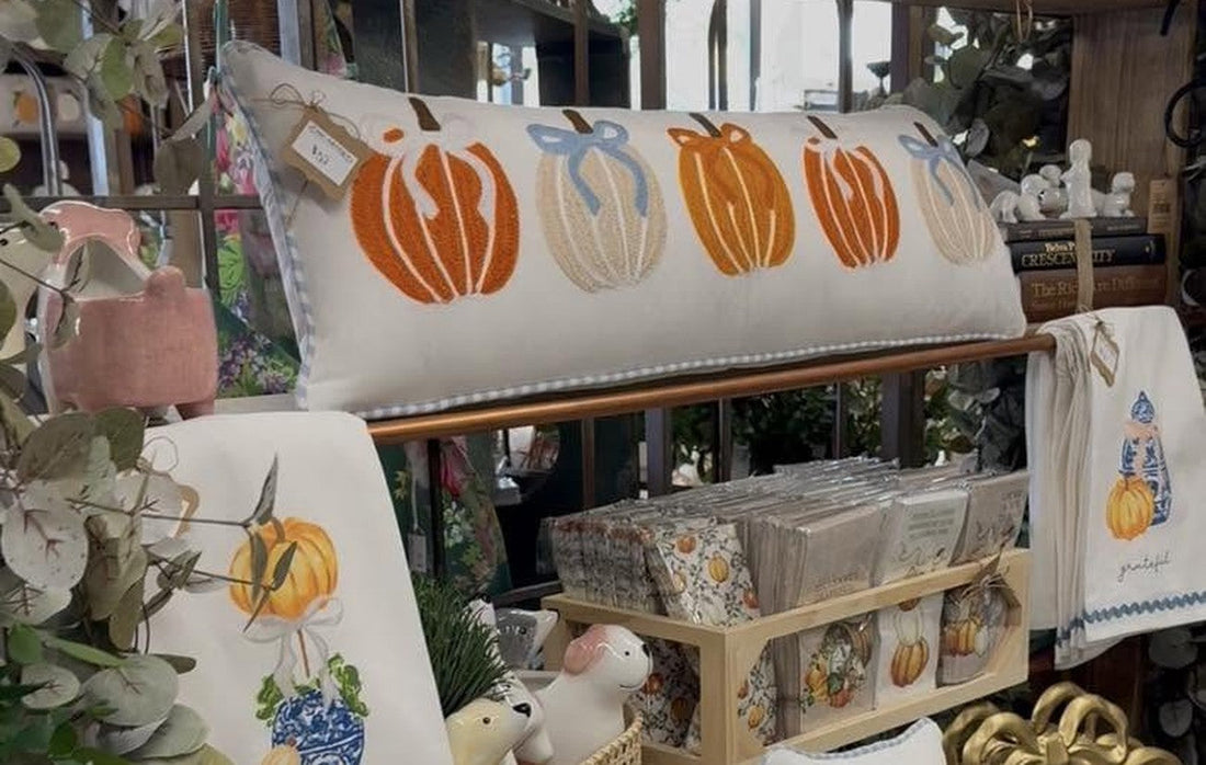 5 Ways to Style Your Fall Pumpkin Decor