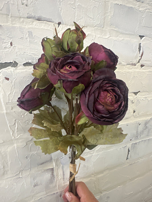 Plum Ranunculus Bundle