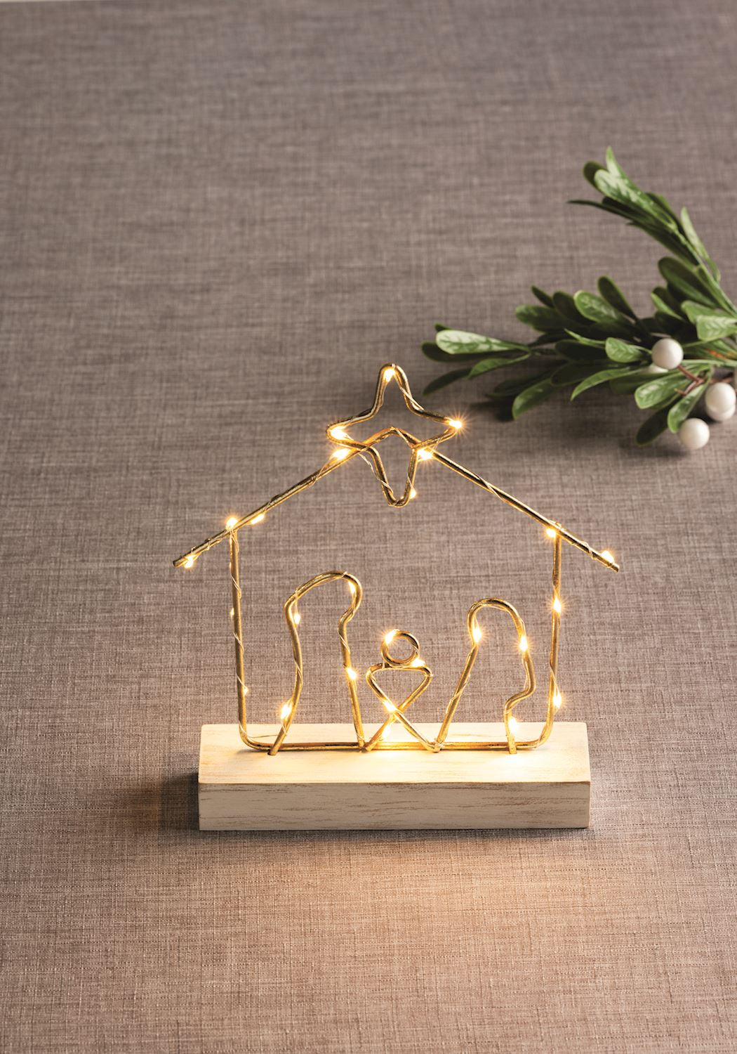 Light Up Wire Nativity Sitter