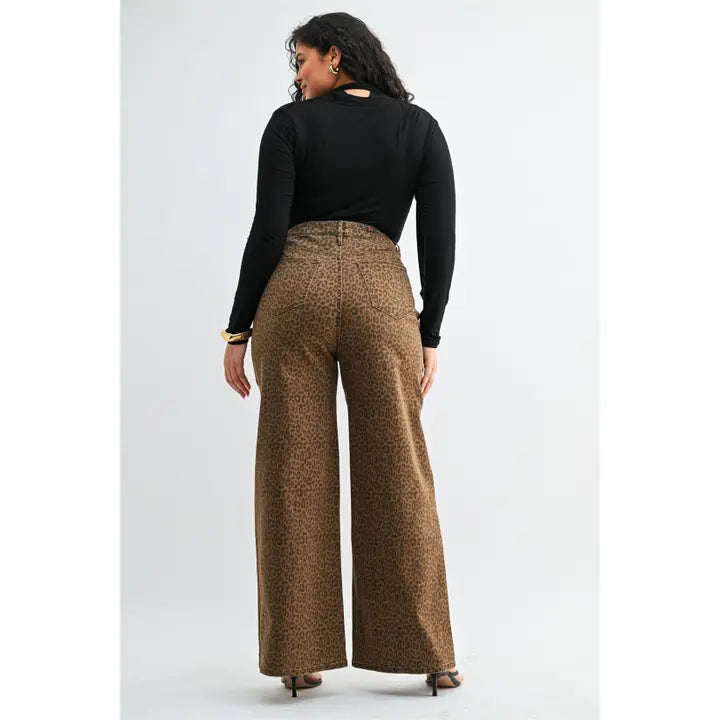 Super High Wide Leg Leopard Jeans
