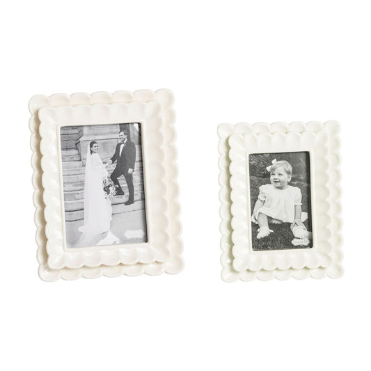 Scalloped Frames