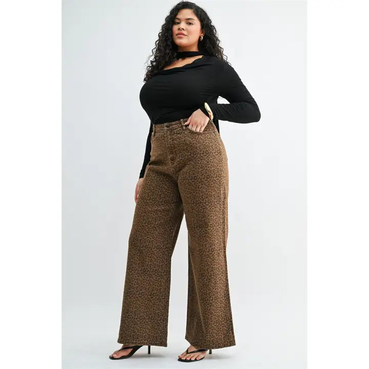 Super High Wide Leg Leopard Jeans