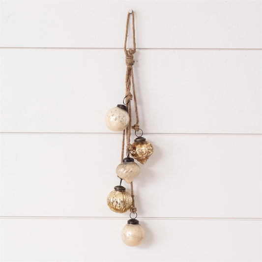 Hanging Cluster Glass Ornaments Cream & Gold
