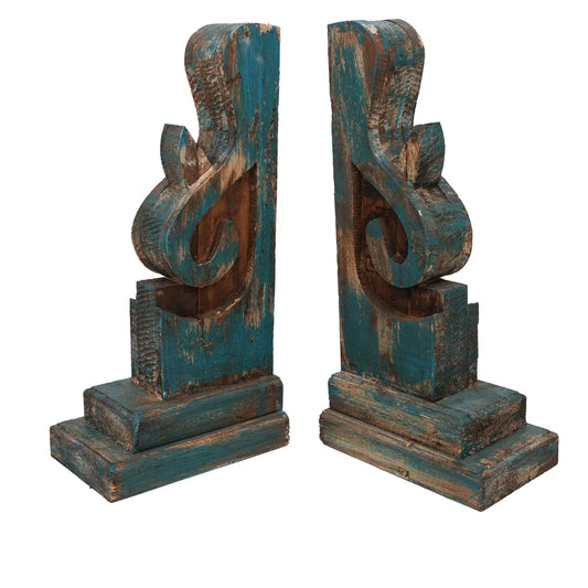 Turquoise Creekside Farmhouse Corbel