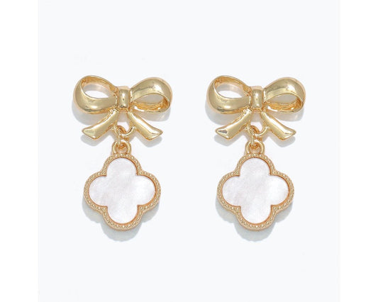 Gold bows with Pearlescent Clovers