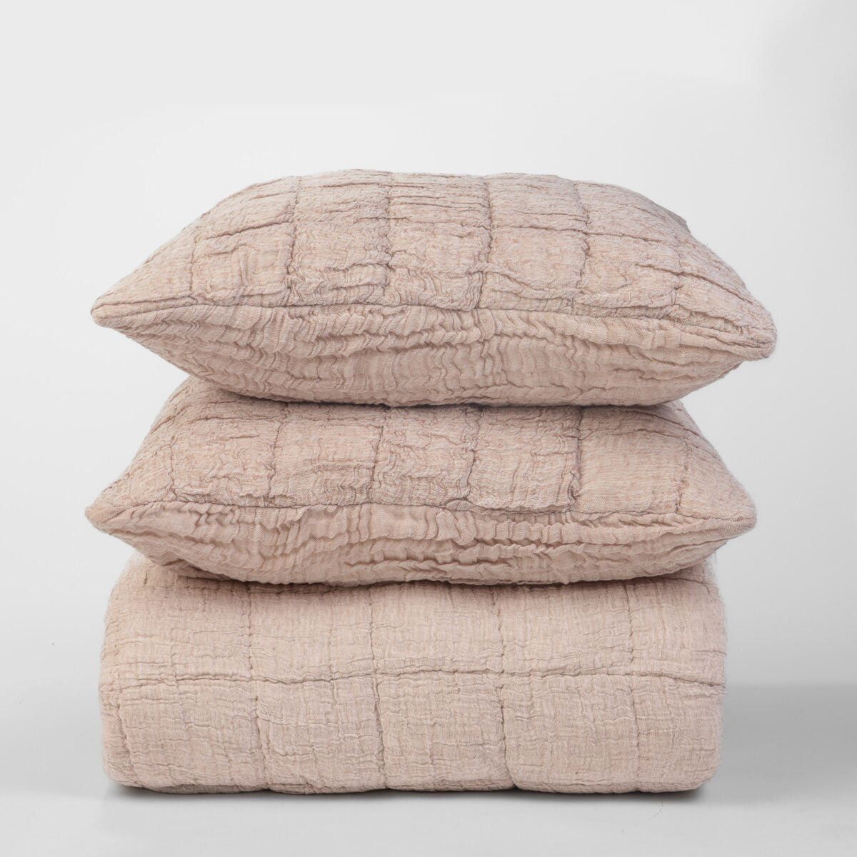 J Stone Bedding
