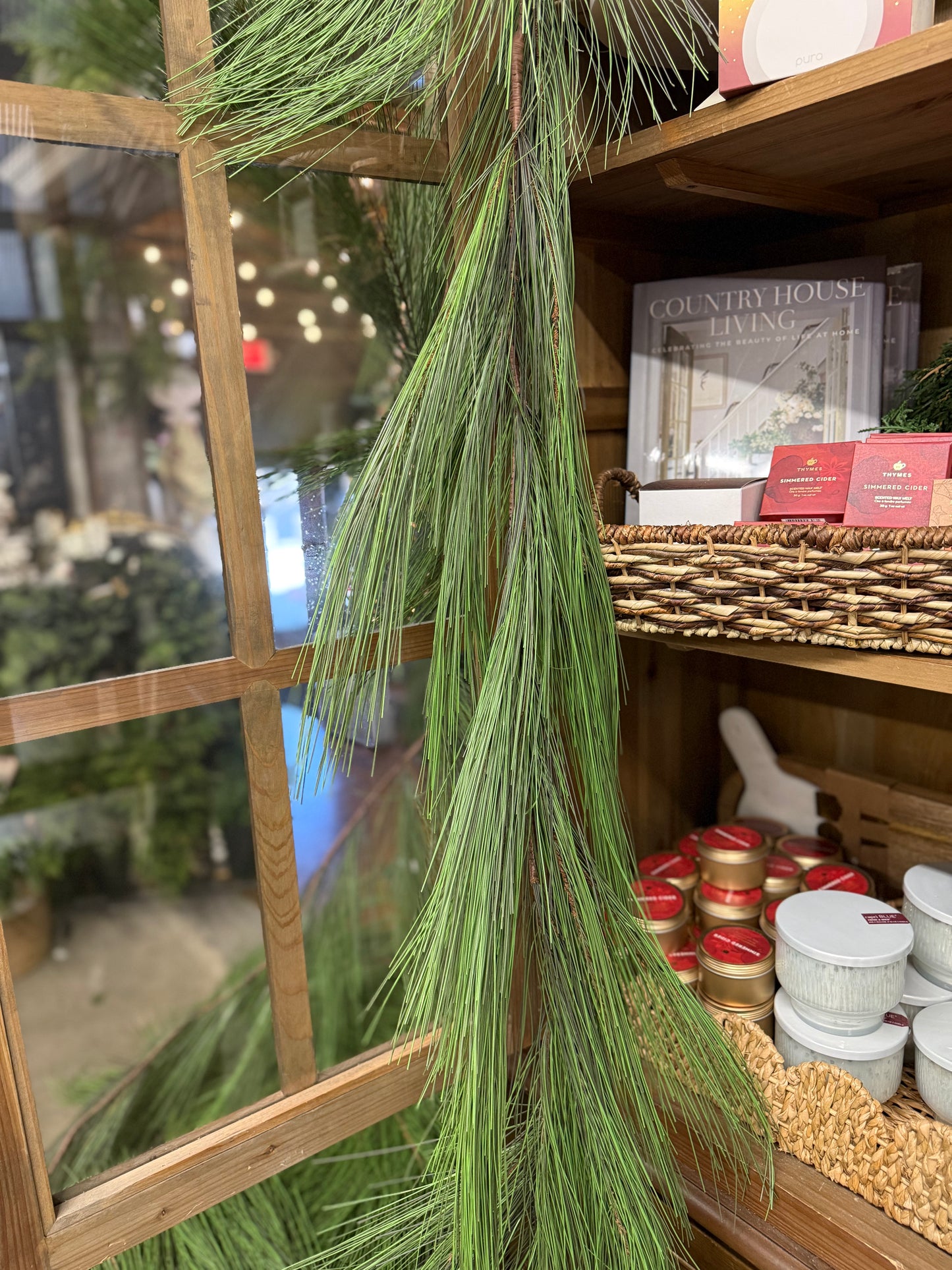 Long Needled Garland 9'