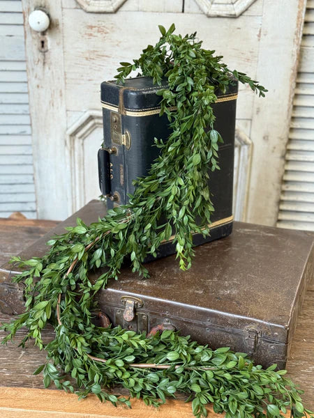 Nottswood Leaves Garland