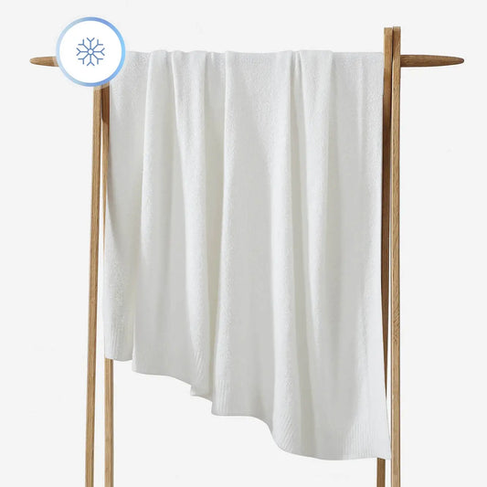 Cloud Cool Throw Off White