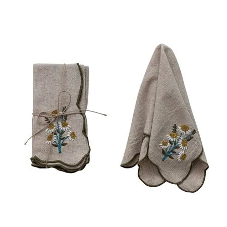 Scalloped Napkins with Stitched Edges