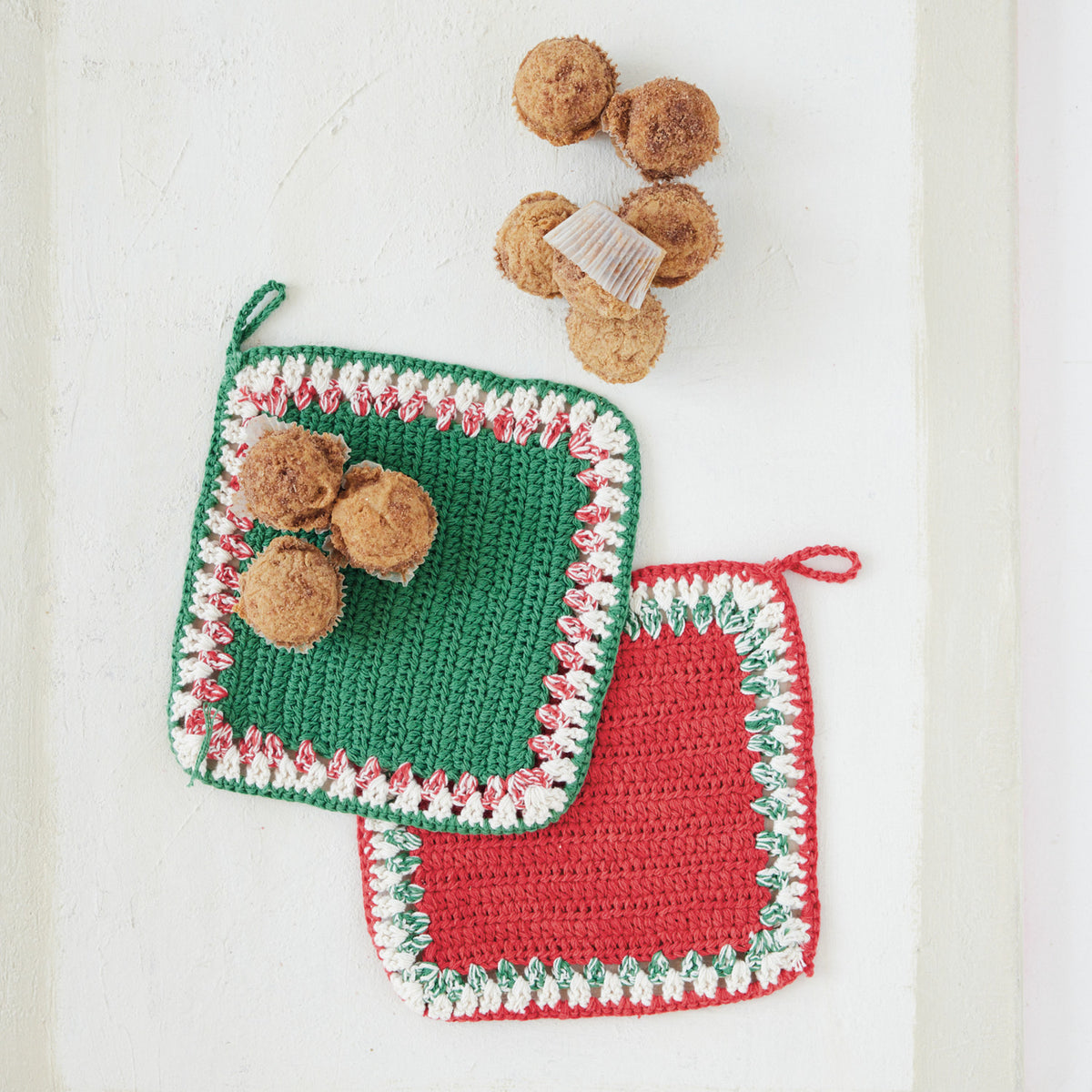 Cotton Crocheted Pot Holder With Contrasting Boarder