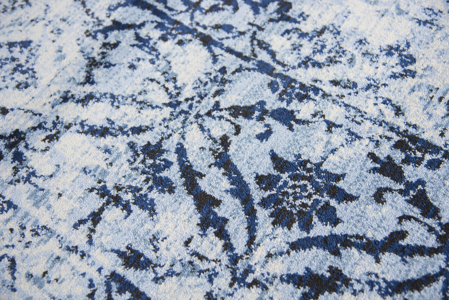 Floral Blue Distressed Rug