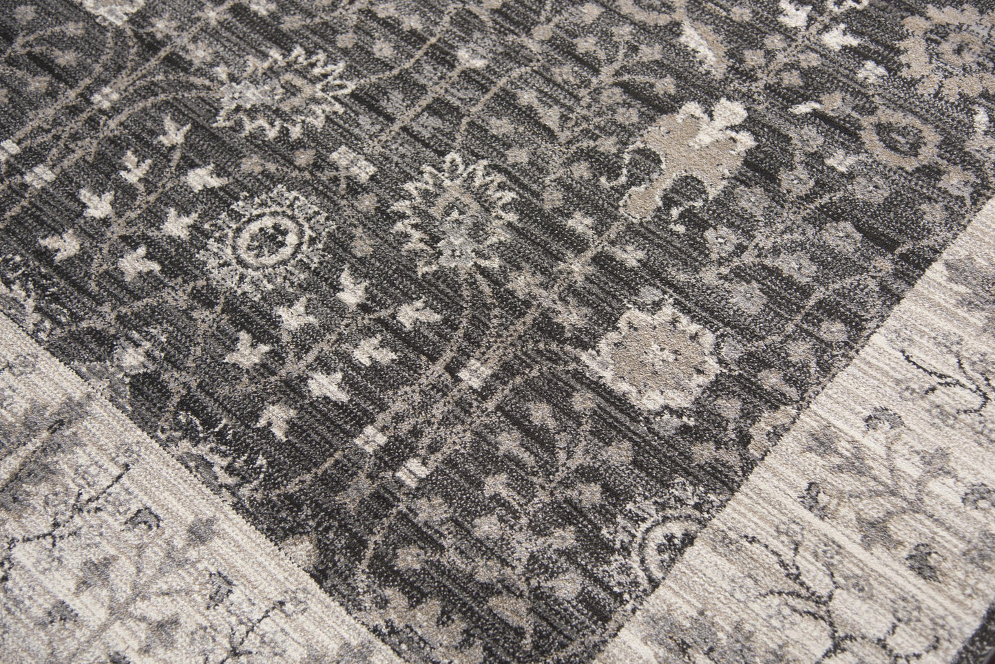 Border Gray Distressed Rug