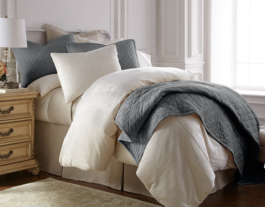 Simone Velvet Bedding