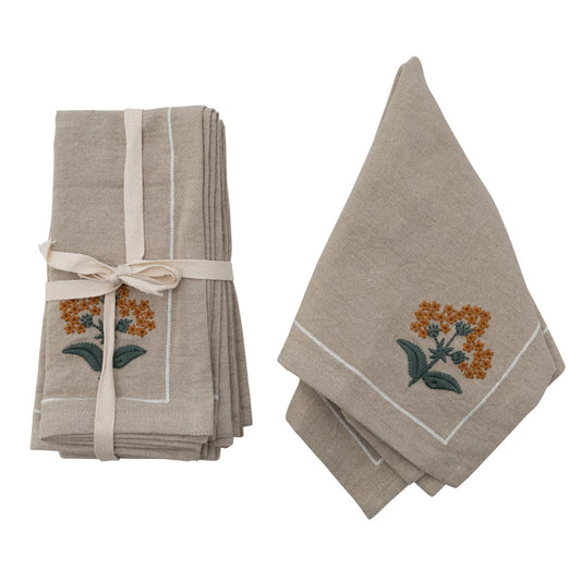 Floral Embroidered Napkin Set