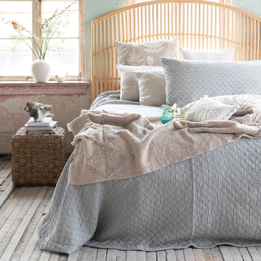 Queen Woven Cotton Quilted Jacquard Bedding Set