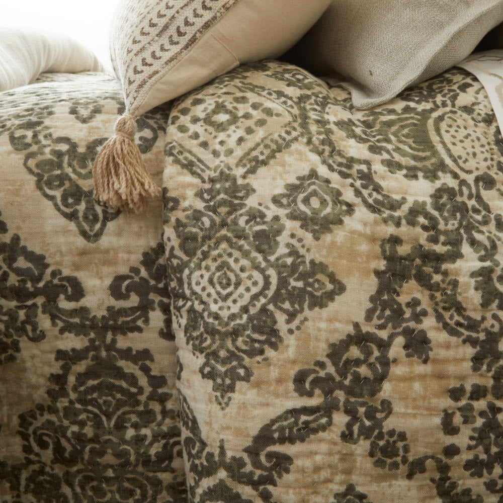 The Anna Bedding
